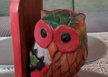 Unikatowa Rzeźba Sowy – Podpórka do książek Mid-Century, Rękodzieło