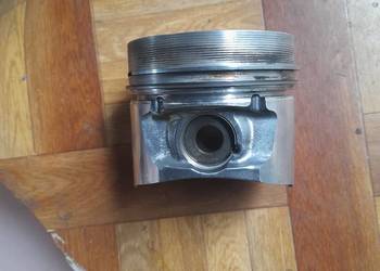 Tłoki do silnika deutz 2011