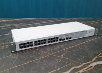 Switch 24-portowy 3Com Baseline Switch 2226 Plus