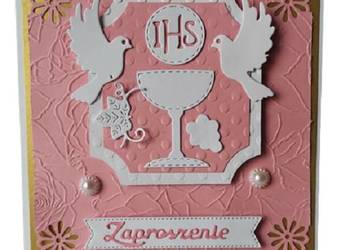 ZAPROSZENIA KOMUNIA DZIEWCZYNKA KIELICH Z GOŁĘBIAMI – K4 – RÓŻ – BIEL