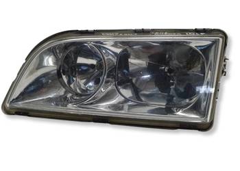 LAMPA Volvo S40 I V40 I lift LEWY PRZÓD lewa przednia 30899682 Europa