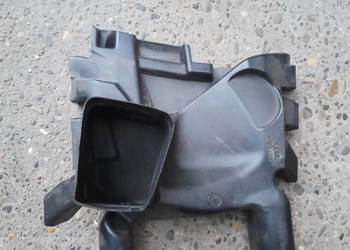 Audi 80 B3 B4 Tunel nadmuchu Rozdzielacz nawiewu 8A1819151A