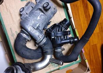 Pompa wody z termostatem BMW, silnik N53B30