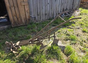 Zestaw sprzętów rolniczych konnych