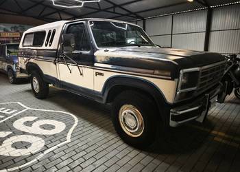 Ford F250 Pickup 5.8 V8