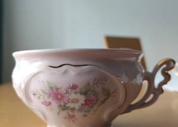 Podstawki pod filiżanki porcelanowe