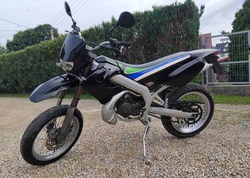 Derbi Senda 50 2t aktualne oc i przegląd motorower supermoto