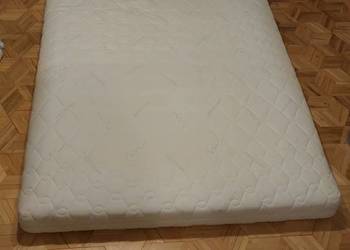 Materac piankowy używany