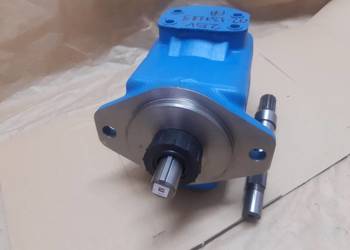 Pompa Vickers 25V17A 1A 22R         02-137113-AR