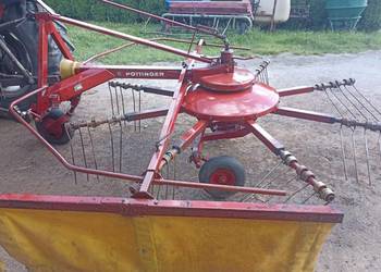 Zgrabiarka karuzelowa Pottinger 301