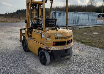 Wózek widłowy Toyota 1500 kg Z obrotnicą wywrotnica Benzyna prosty mechanic