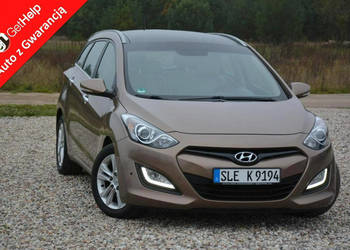 Hyundai i30 Panorama Navi Kamera Skóry Klimatronic Ledy 2xParktronic el.fo…