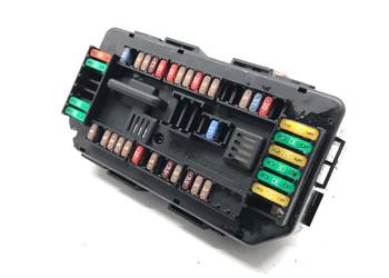 SKRZYNKA BEZPIECZNIKÓW BMW F30 9389068 Sedan/Limuzyna 11-18 3.0 326KM