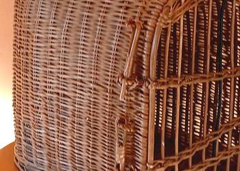 Transporter dla kota, klatka wiklinowa. Transporter dla kota, klatka wiklinowa.