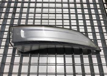 KIERUNKOWSKAZ PRAWY PRZÓD VOLVO FH II 82151205