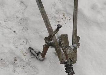 Podwozie os hamulec najazdowy baza na przyczepkę