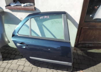 DRZWI PRAWY TYŁ RENAULT LAGUNA 2 HB FL NV903