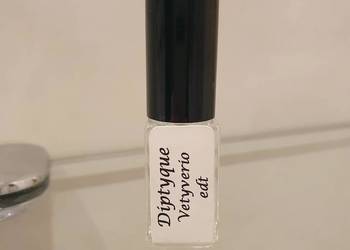 Próbki i odlewki perfum do testów