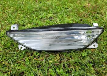 KIERUNKOWSKAZ PRZOD MIGACZ LEWY PIAGGIO MP3 125 250 300 400 500 - 2006–2013