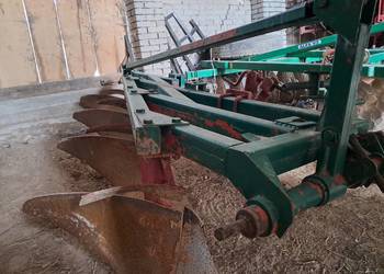 Pług 4 skibowy zagonowy