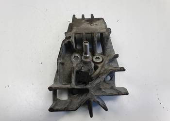 WTRYSKIWACZ Renault Megane III 1.5 DCI _ DPF łapa UCHWYT 8200771226