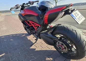 Ducati Diavel carbon