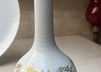 Wazon Rosenthal. Seria Romanze.  Proj. Björn Wiinblad.   Biała porcelan