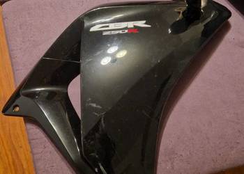 Owiewka prawa HONDA CBR 250 2011-2015