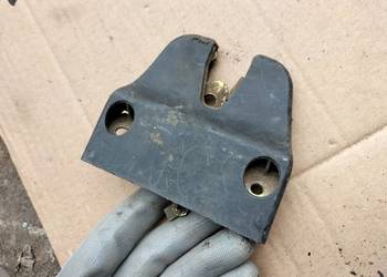 Audi 80 90 B3 B4 893827505A ZAMEK KLAPY BAGAŻNIKA SEDAN