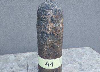 nr41 obciążnik waga starego zegara 4,7kg nr41 obciążnik waga starego zegara 4,7kg
