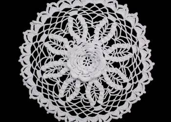 Serwetka szydełkowa 22cm (S120)