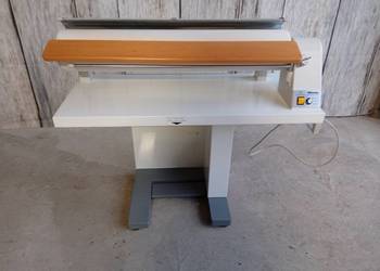 magiel elektryczny (prasowalnica walcowa) marki Miele / 557