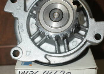 A178 - DOLZ - POMPA WODY AUDI VW VOLVO 074121004