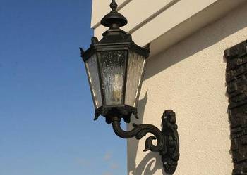kinkiet lampion oświetlenie żeliwny wiszący