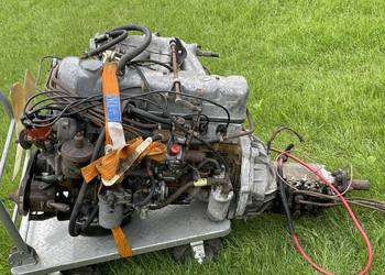 Mercedes W108 W109. Szyby, silnik, lampy koła itd. Wszystkie części.