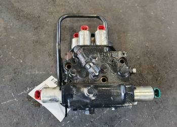 ROZDZIELACZ NEW HOLLAND T6.175 ROZDZIELACZ NEW HOLLAND T6.175