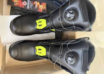 Buty specjalne strażackie