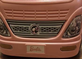 Samochód Barbie Kamper Marzeń (Dreamcamper) Fiat 500 Jeep plażowy
