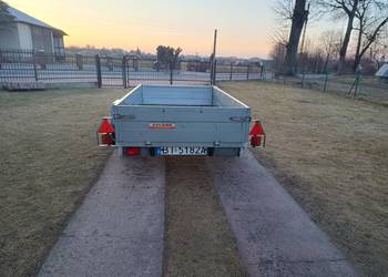 Przyczepka samochodowa marki Syland