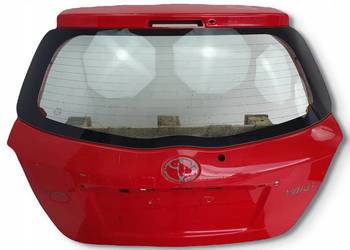TYLNA KLAPA Toyota Yaris III 2011-2017 tylnia tył bagażnika CZERWONA