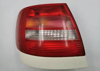 Lampa Lewy Tył Tylna Lewa Audi A4 B5 Sedan Lift 8D0945095G