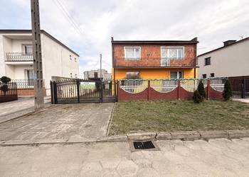 Całe piętro domu z garażem 32 m2 (kanał, siła) – Kłodawa, ul. Sędziwoja z C