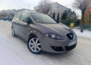 ŁADNY // SEAT ALTEA XL // 1.4 BENZYNKA // ALU 17 , HAK .. ZADBANY KUTNO