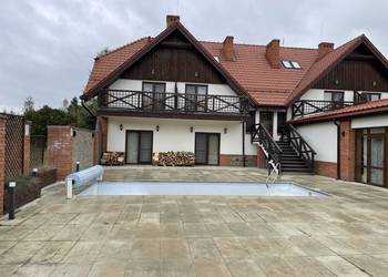 Syndyk sprzeda kompleks nieruchomości w Szczechach Małych