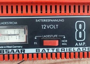 Prostownik samochodowy Absaar.
