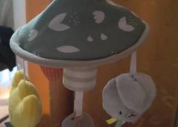 Sprzedam matę dla niemowlaka, karuzele firmy taf toys
