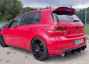 Volkswagen Golf 2.0 GTI 210KM 2011r