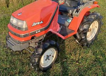 Mini ciągnik 4X4 Kubota