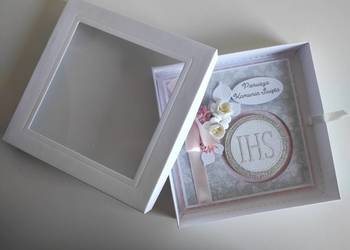 Kartka ręcznie robiona na Komunię Świętą z pudełkiem Kartka ręcznie robiona na Komunię Świętą z pudełkiem