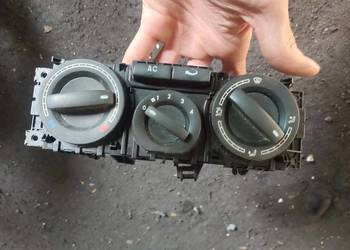 Panel nawiewu klimatyzacji 7H0820045AM9B9 VW T5